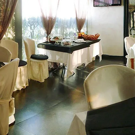 Hotel Meeting 3*